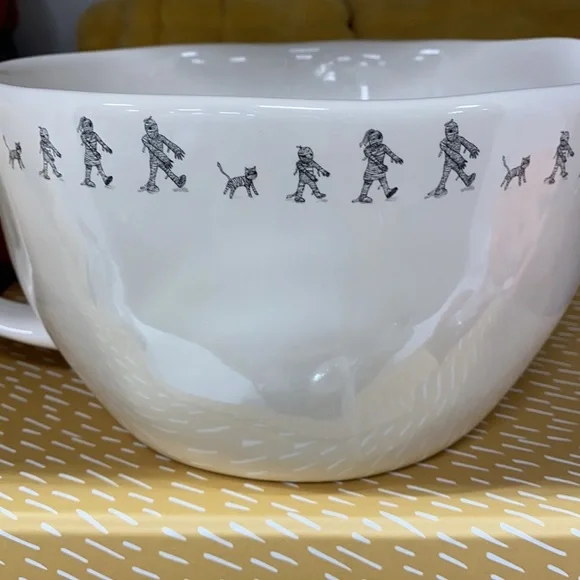 Rae Dunn Happy Halloween Batter Bowl White Ceramic - Brand New - Picture 8 of 9